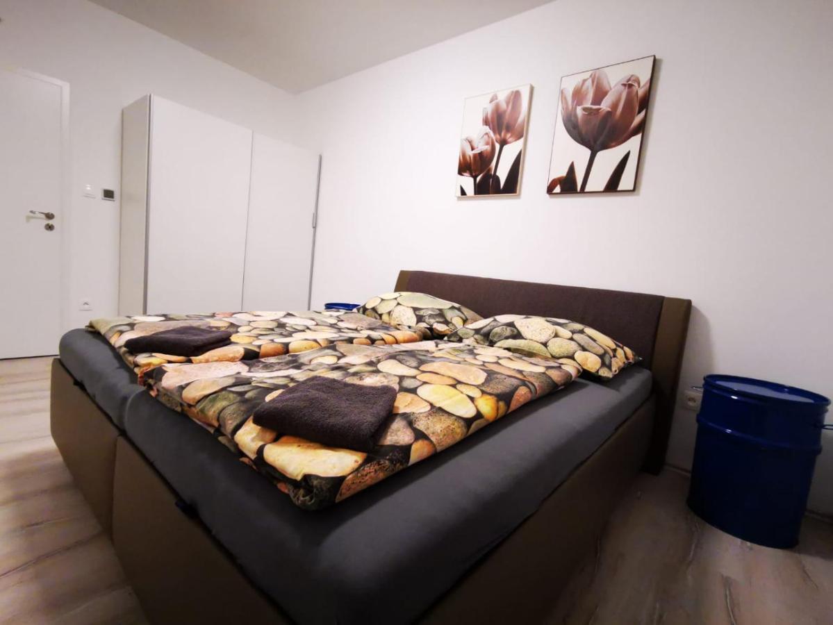 Relax And Sun Apartment Dunajska Streda Luaran gambar